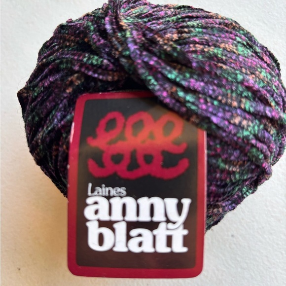 Multicolor Yarn Bundle - Picture 5 of 9